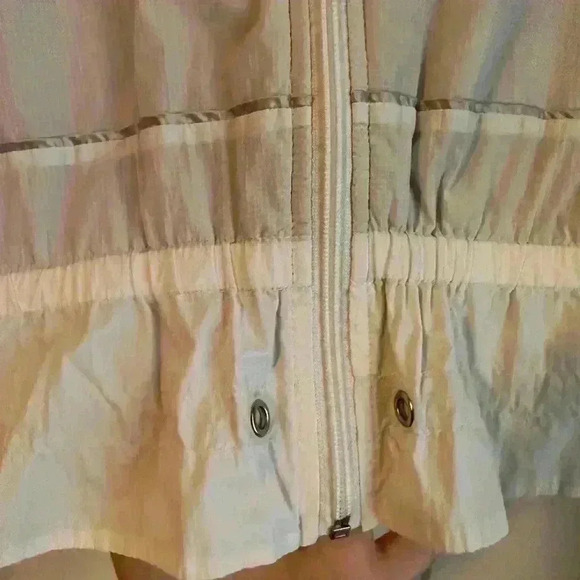 Abercrombie & Fitch white lightweight jacket / windbreaker - Picture 5 of 5